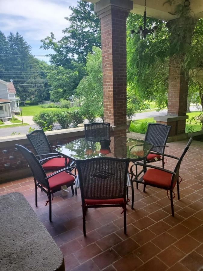 Cook Mansion Bed & Breakfast Montour Falls Exteriör bild